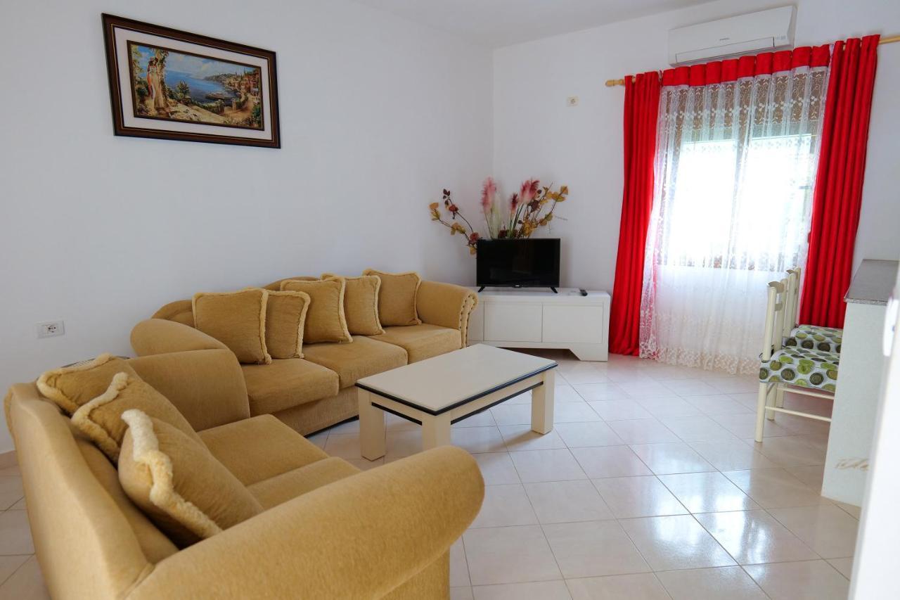 Vila Fredi Ksamil Esterno foto