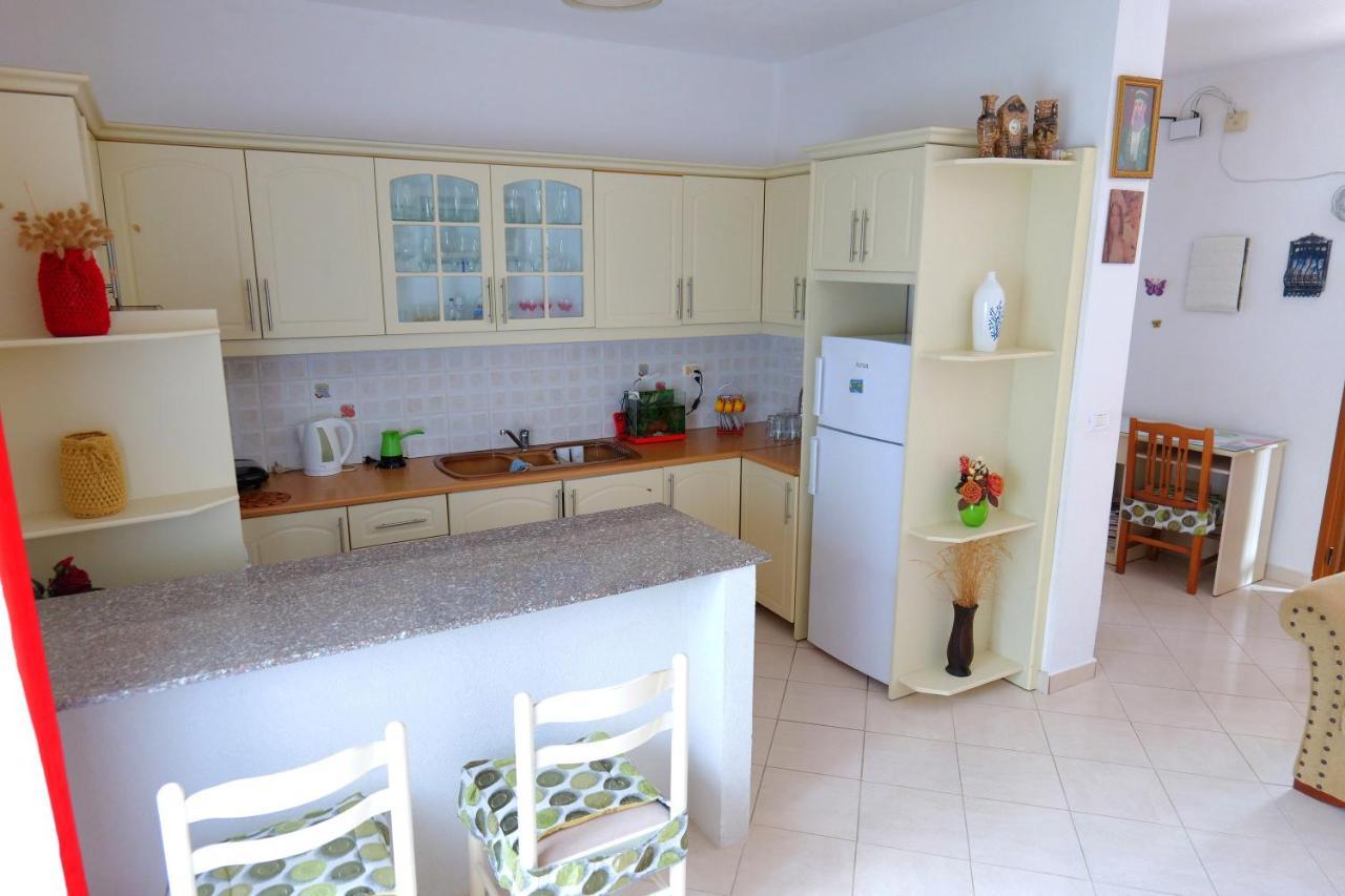 Vila Fredi Ksamil Esterno foto