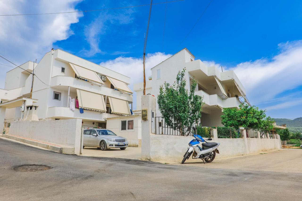 Vila Fredi Ksamil Esterno foto