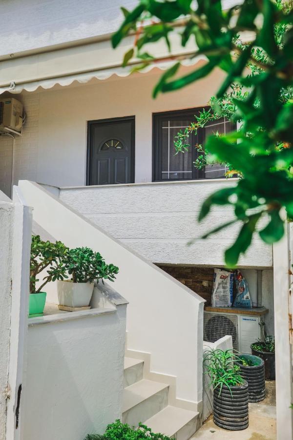 Vila Fredi Ksamil Esterno foto